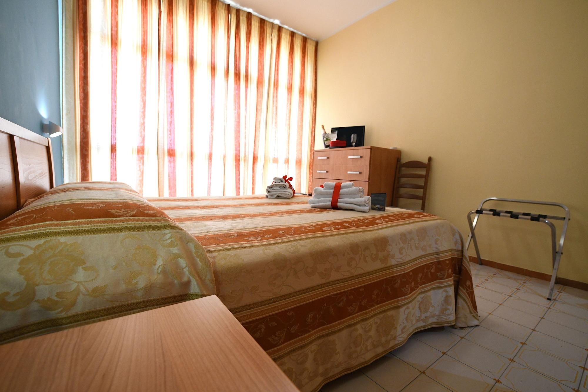 International Resort Mondragone Bagian luar foto