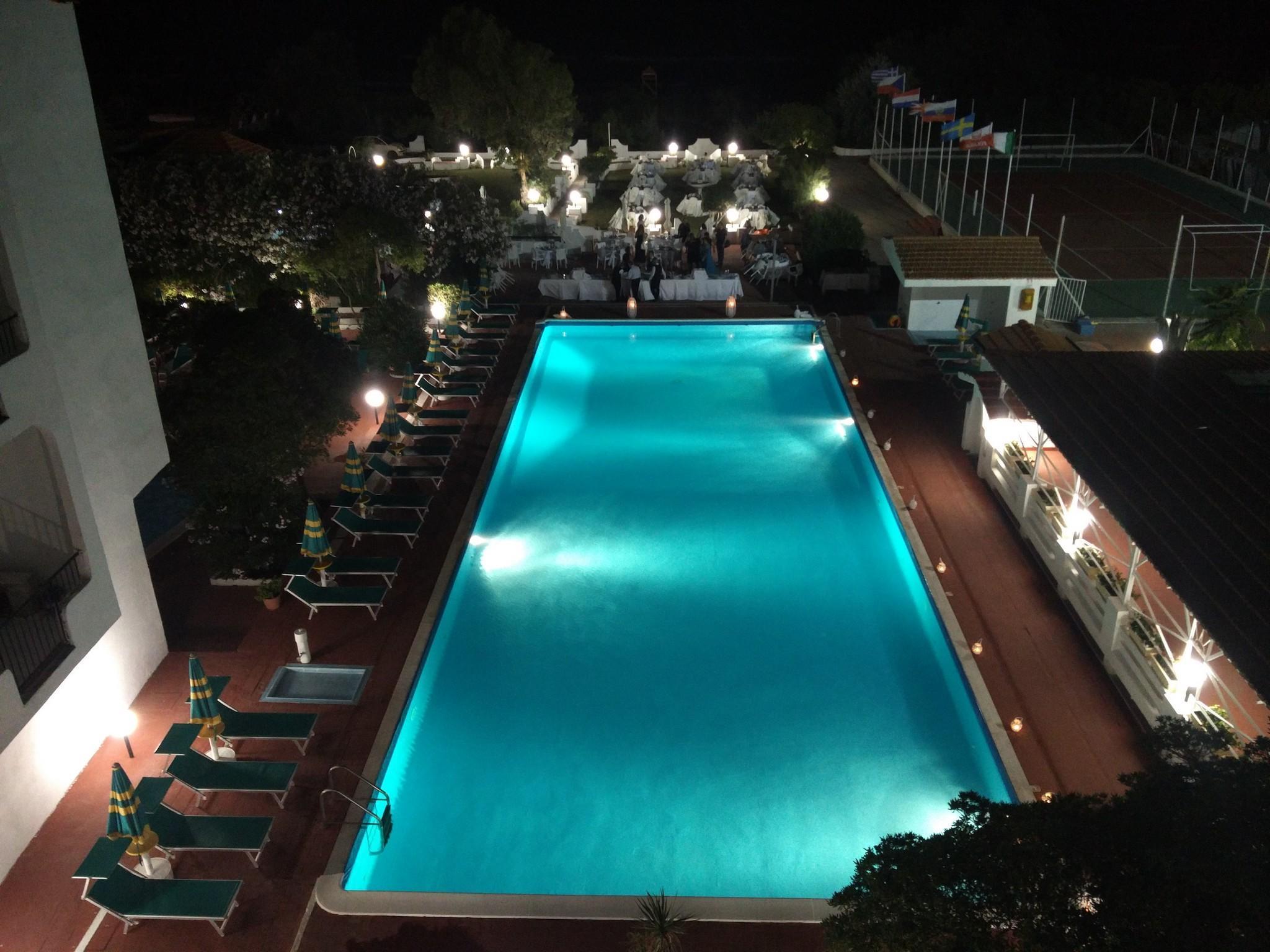 International Resort Mondragone Bagian luar foto
