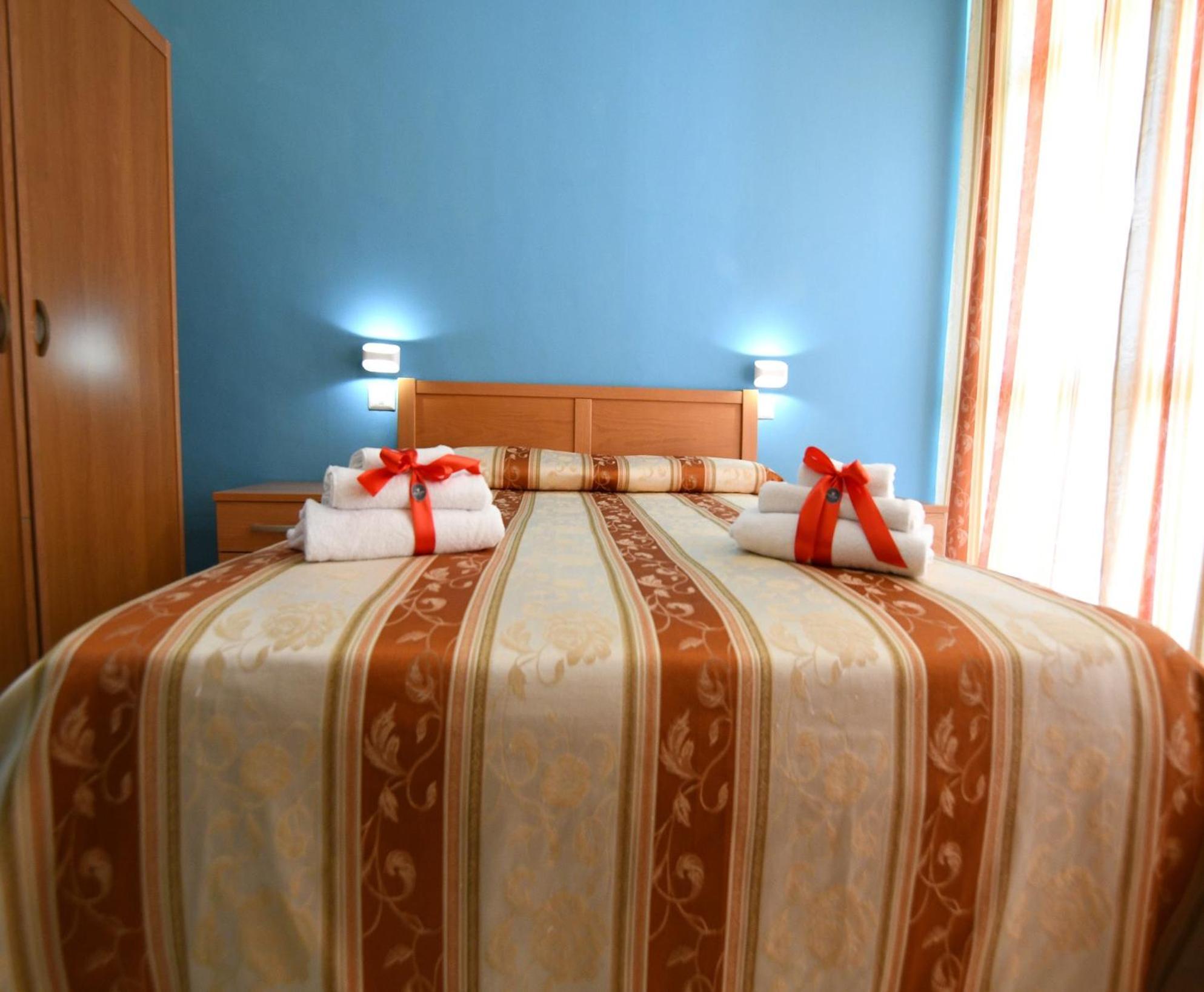 International Resort Mondragone Bagian luar foto